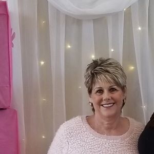 Meet your Posher, Becky